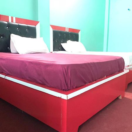 Subha Laxmi Hotel & Lodge Bahasi Экстерьер фото